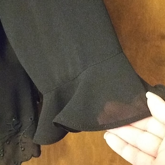 NWOT AKC BLACK EYELET EMBROIDERED TOP - Picture 4 of 8